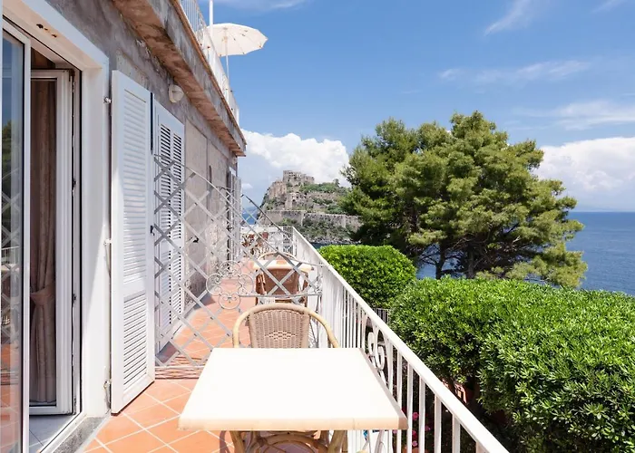 Don Felipe Boutique Hotel Ísquia