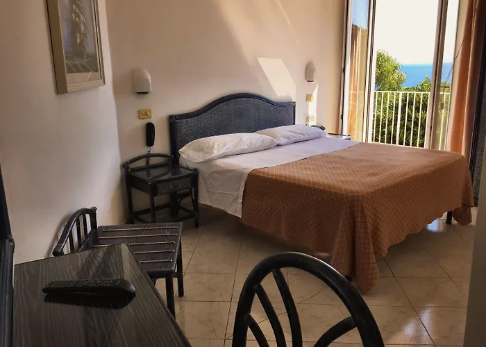 Hotel Don Felipe Boutique Ísquia